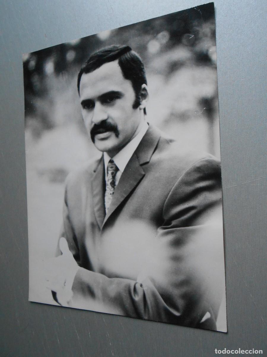 Fotos de cantantes: FOTO de - LALO (Argentino) - de 18 x 24 cms.