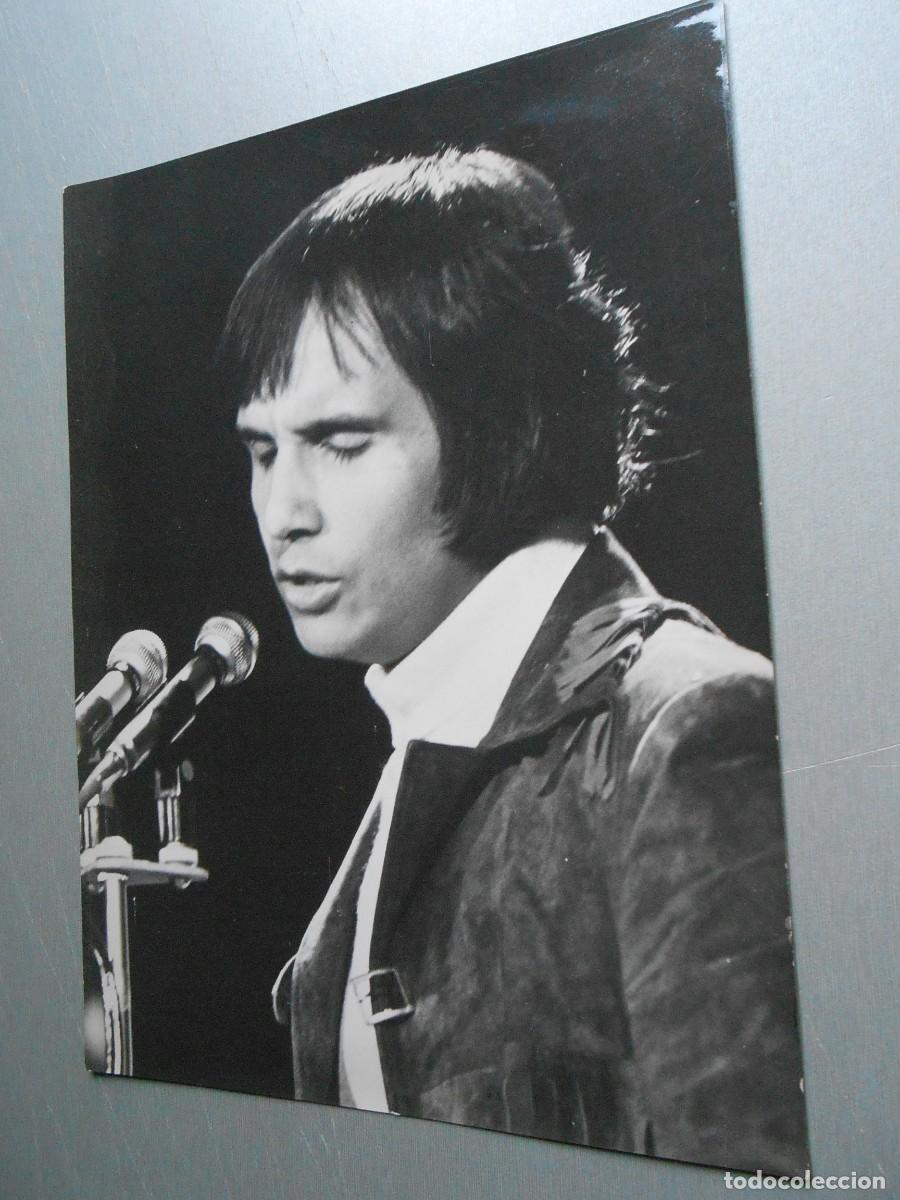 Fotos de cantantes: FOTO de - ROBERTO CARLOS (Brasile&ntilde;o) - de 18 x 24 cms.