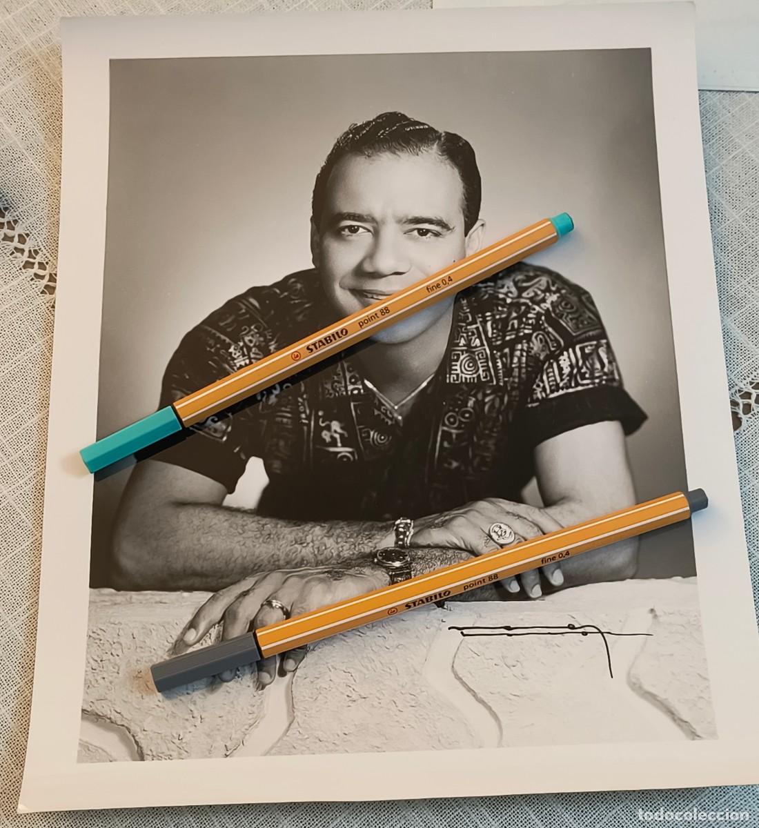 Fotos de cantantes: FOTOGRAF&Iacute;A DEL ARTISTA TITO RODR&Iacute;GUEZ / NARCY STUDIOS
