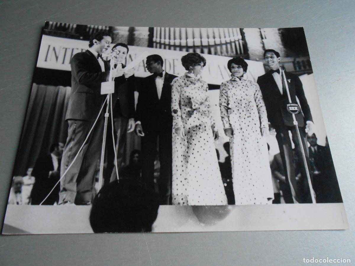 Fotos de cantantes: FOTO de - LAS 4 MONEDAS (Venezuela) - de 24 x 18 cms.