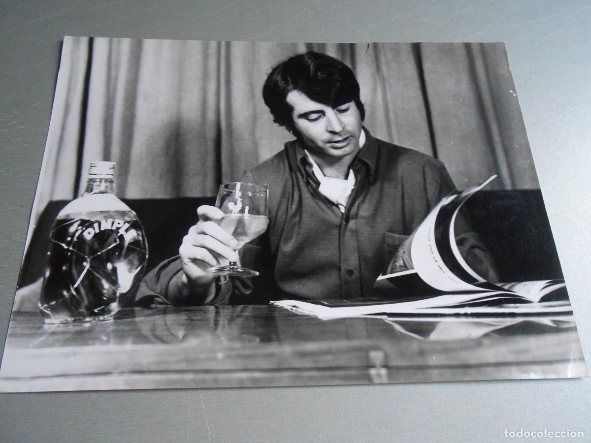Fotos de cantantes: FOTO de - RAFA - de 24 x 18 cms.