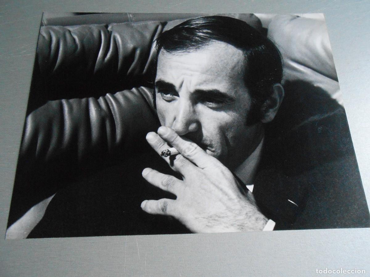 Foto di Cantanti: FOTO de - Charles AZNAVOUR - de 24 x 18 cms.