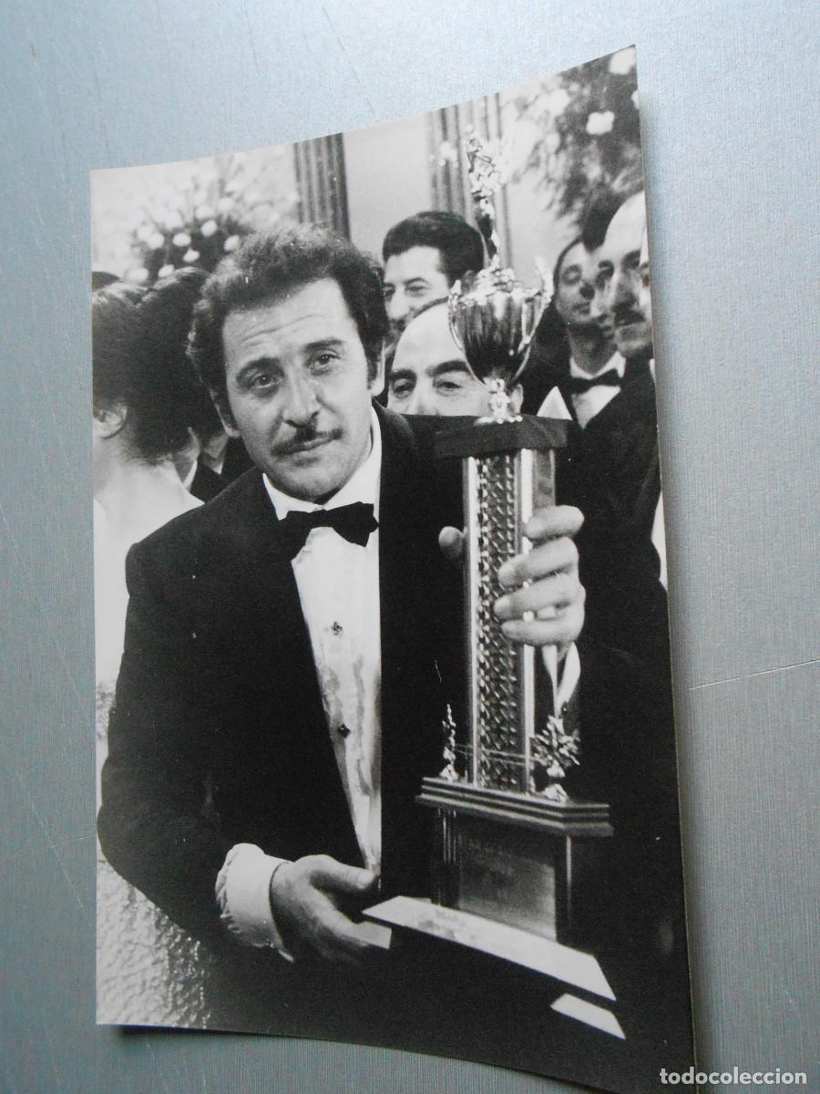 Photos of Singers: FOTO de - DOMENICO MODUGNO - de 12 x 18 cms.