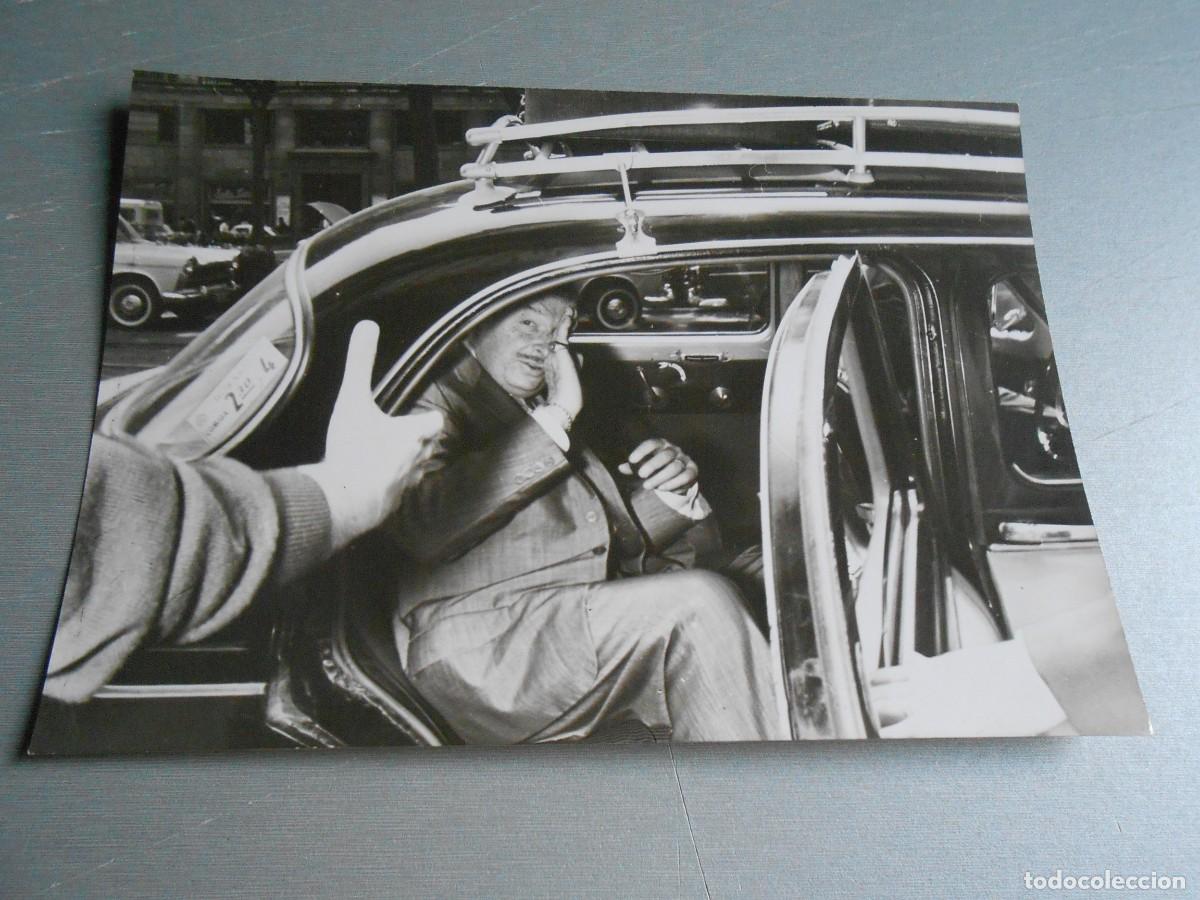 Photos de Chanteurs et Chanteuses: FOTO de - XAVIER CUGAT - de 18 x 13 cms.