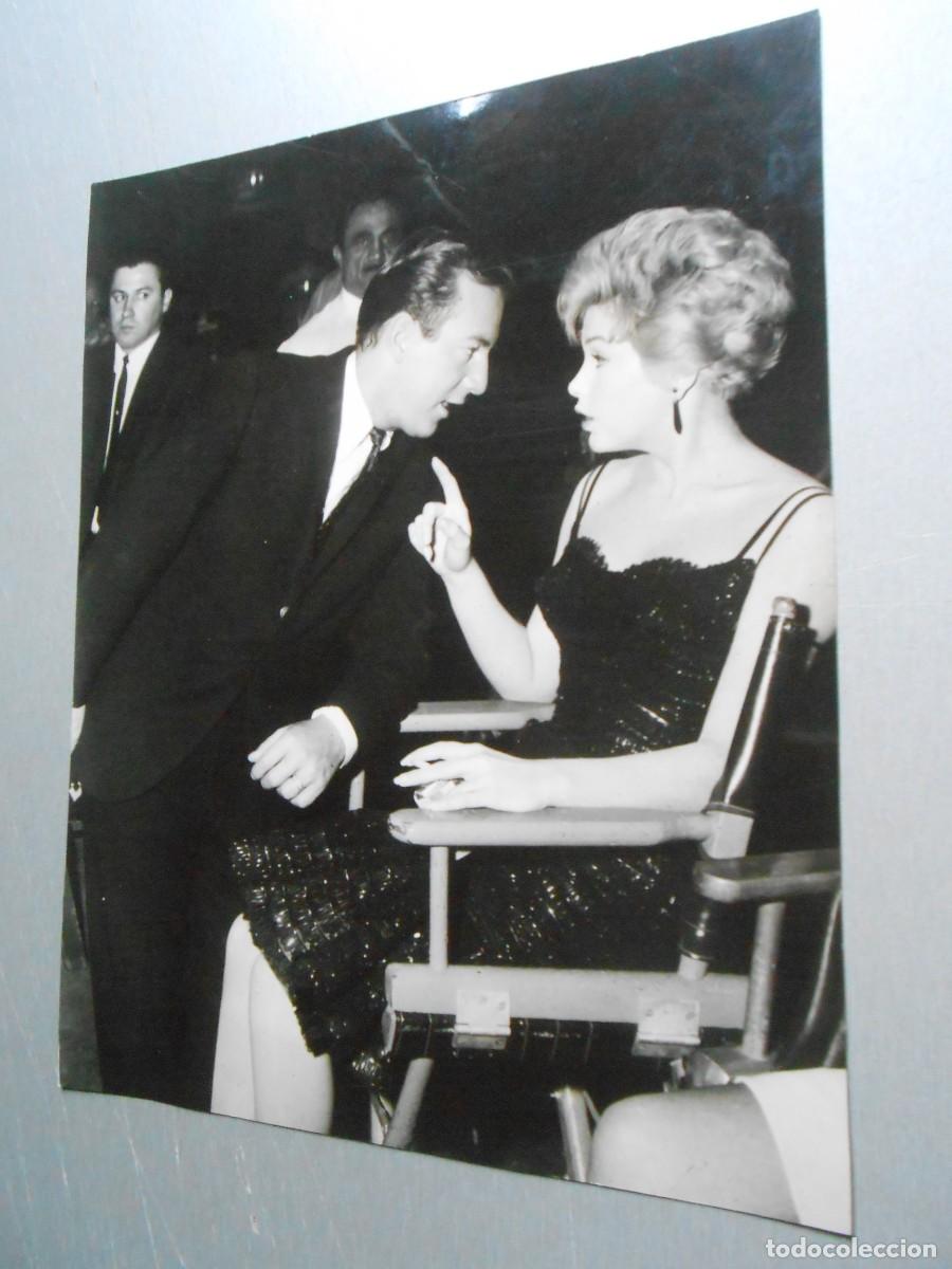Foto di Cantanti: FOTO de - STELLA STEVENS y BOBBY DARIN - de 18 x 24 cms.