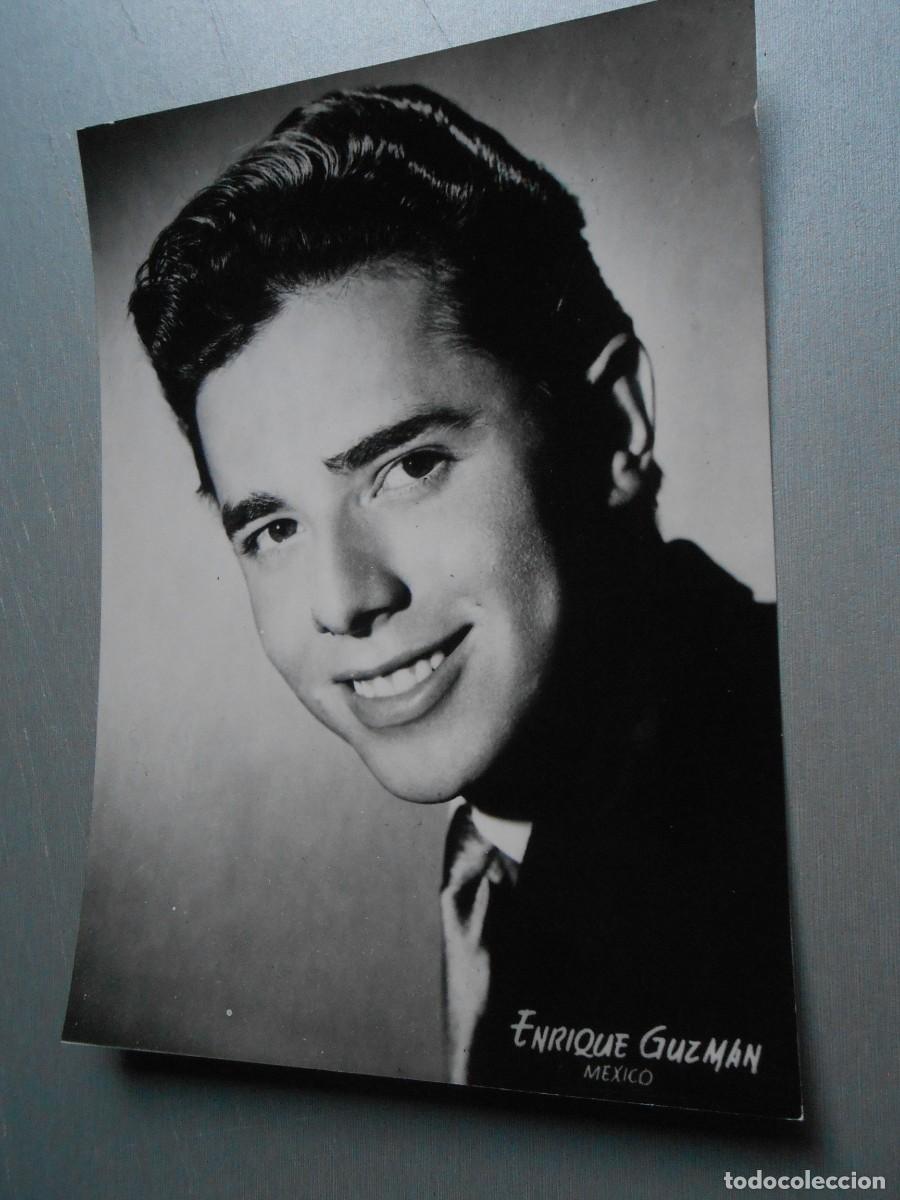Photos de Chanteurs et Chanteuses: FOTO de - ENRIQUE GUZMAN (M&eacute;xico) - de 13 x 18 cms.