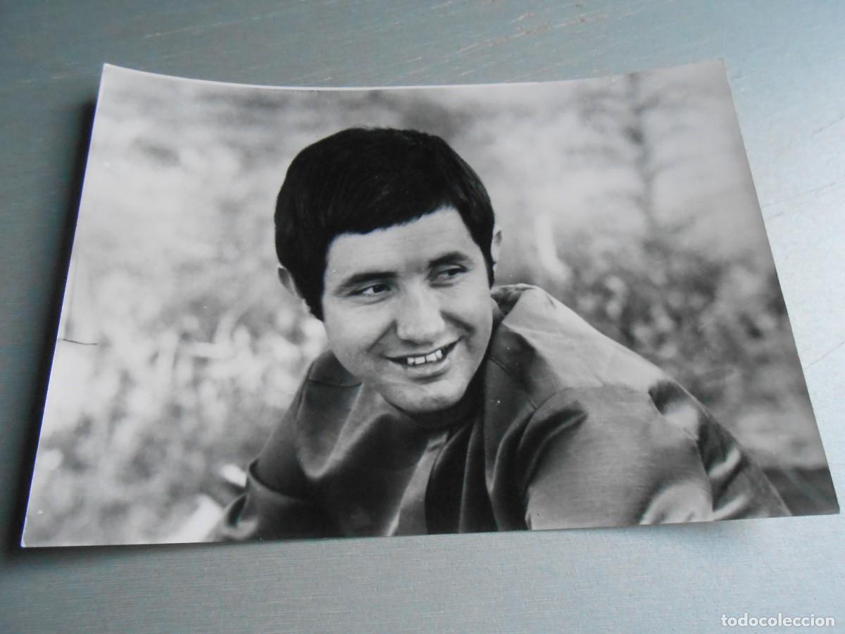 Fotos de cantantes: FOTO de - VALEN - de 18 x 13 cms.