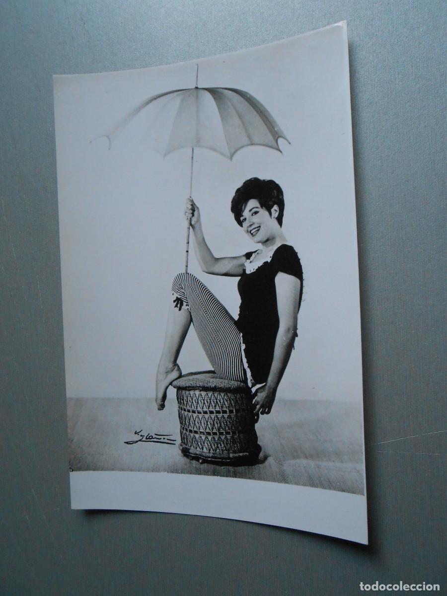 Photos of Singers: FOTO de - CONCHITA VELASCO - de 12 x 18 cms.