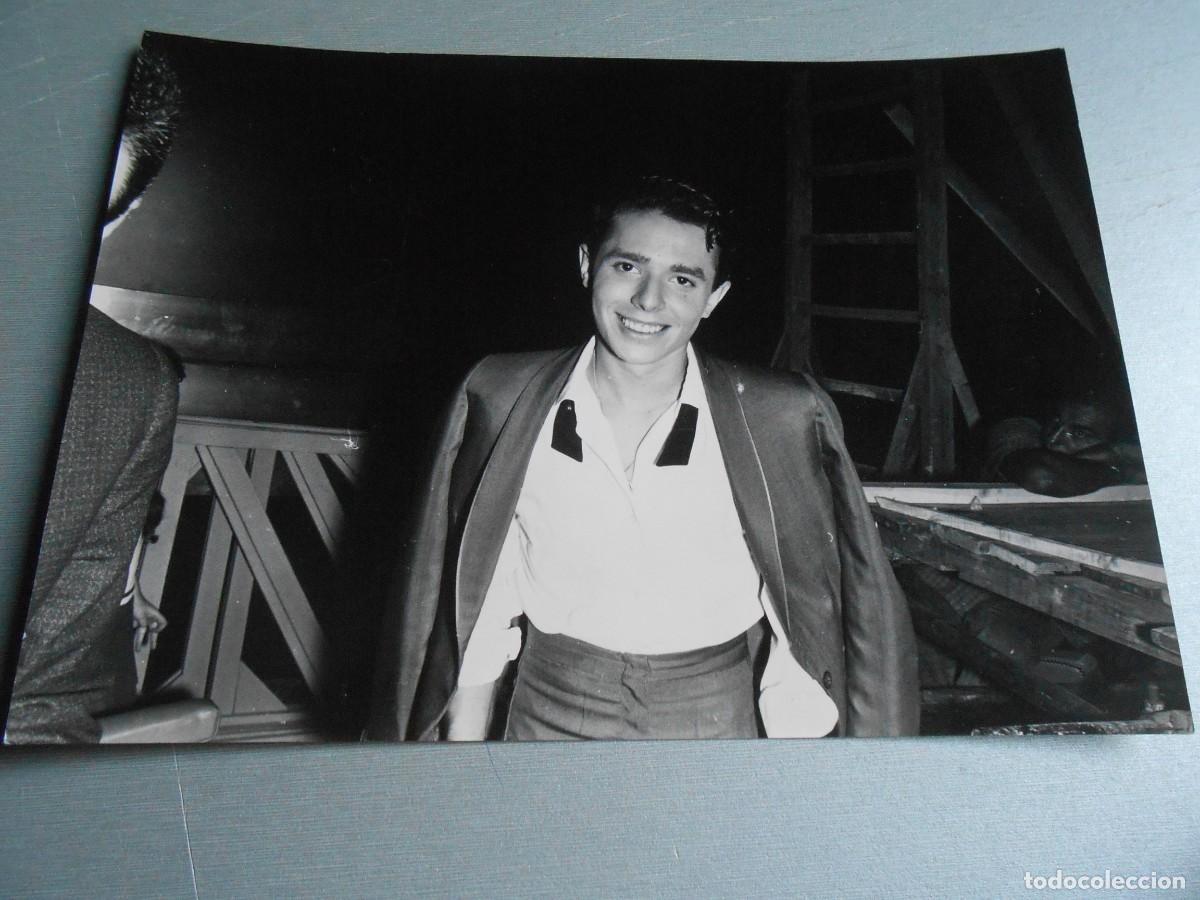 Fotos de cantantes: FOTO de - ENRIQUE GUZMAN - de 18 x 13 cms.