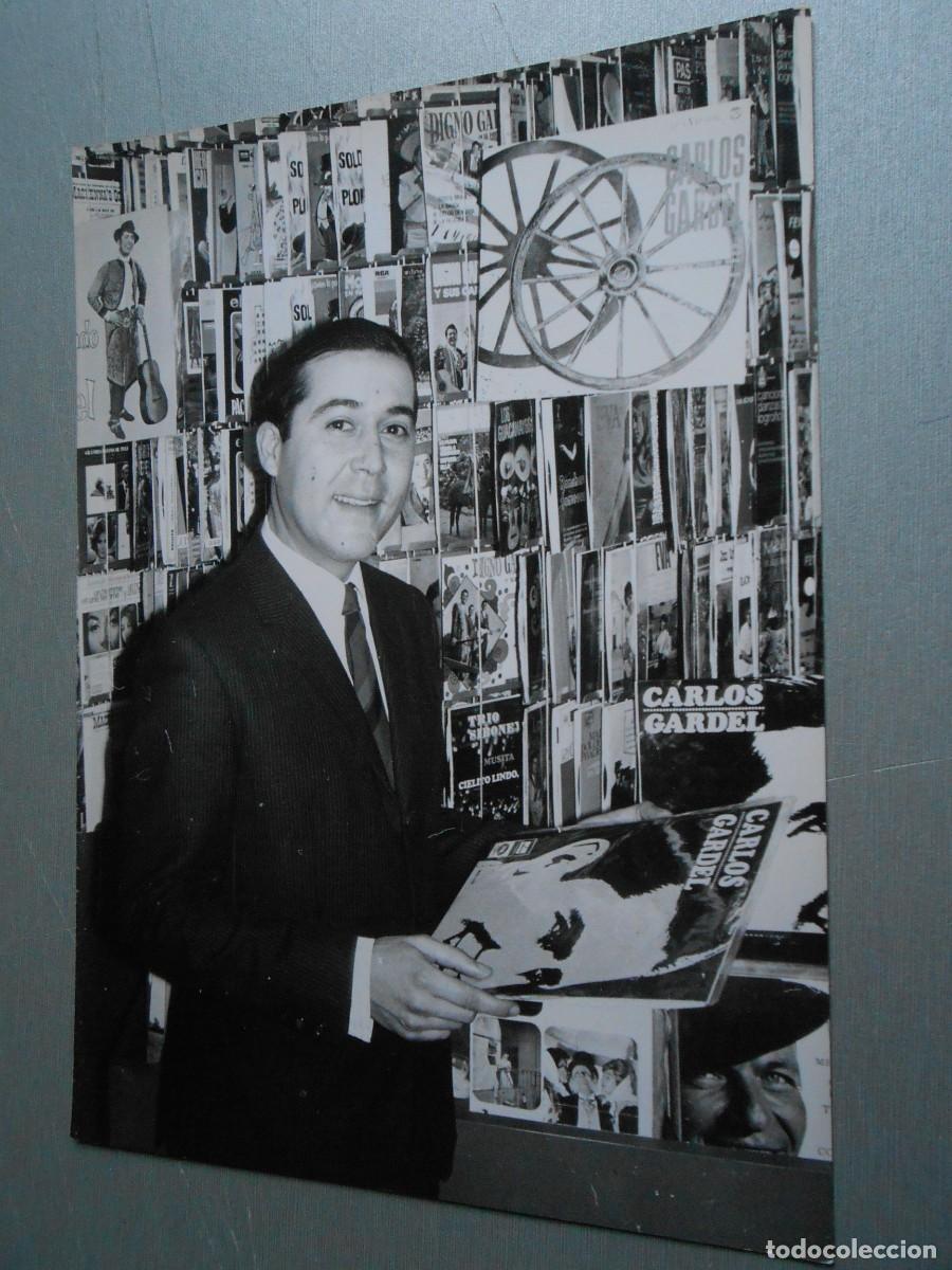 Fotos de cantantes: FOTO de - CARLOS GARDEL ?? - de 12,5 x 18 cms.