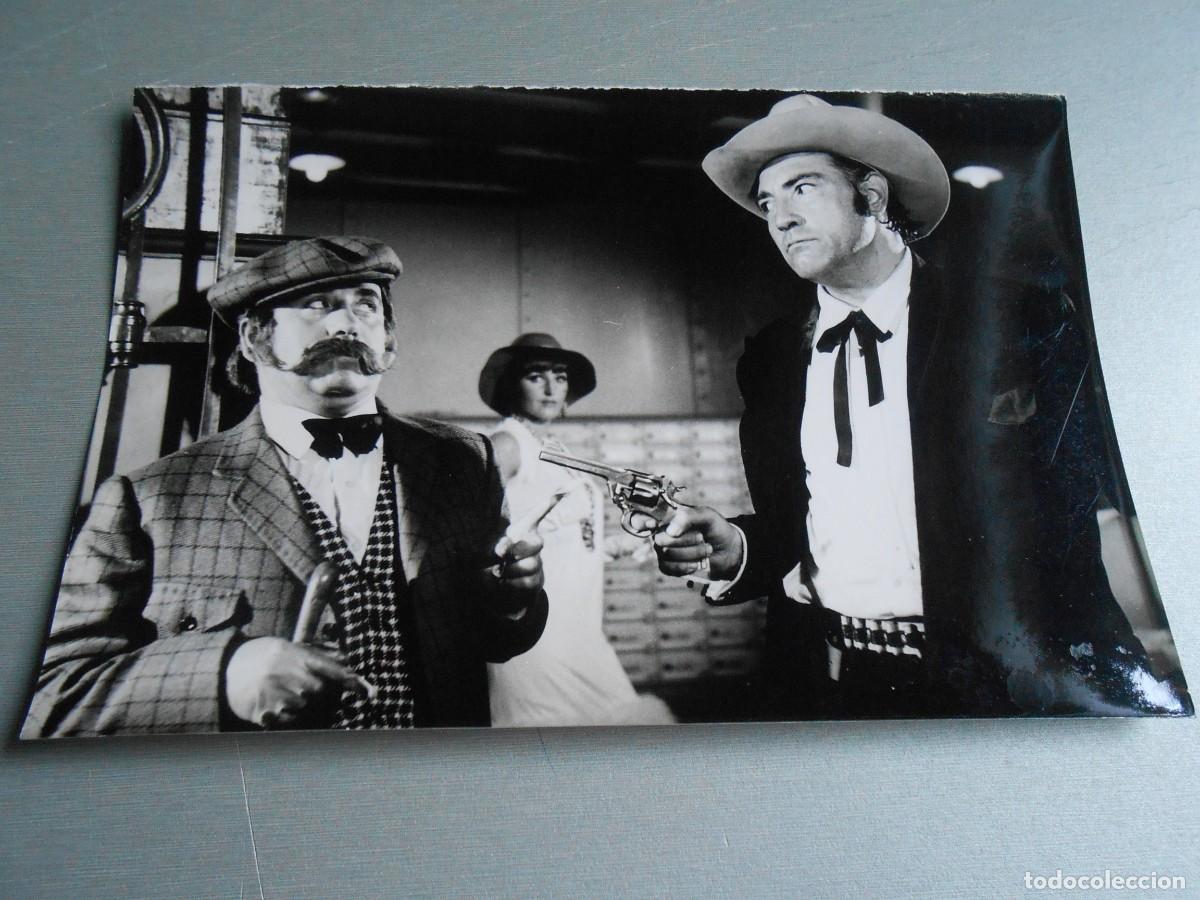 Fotos de cantantes: FOTO de - de la Pel&iacute;cula &rdquo;EL TERRIBLE DE CHICAGO&rdquo; 4 - de 18 x 12 cms.