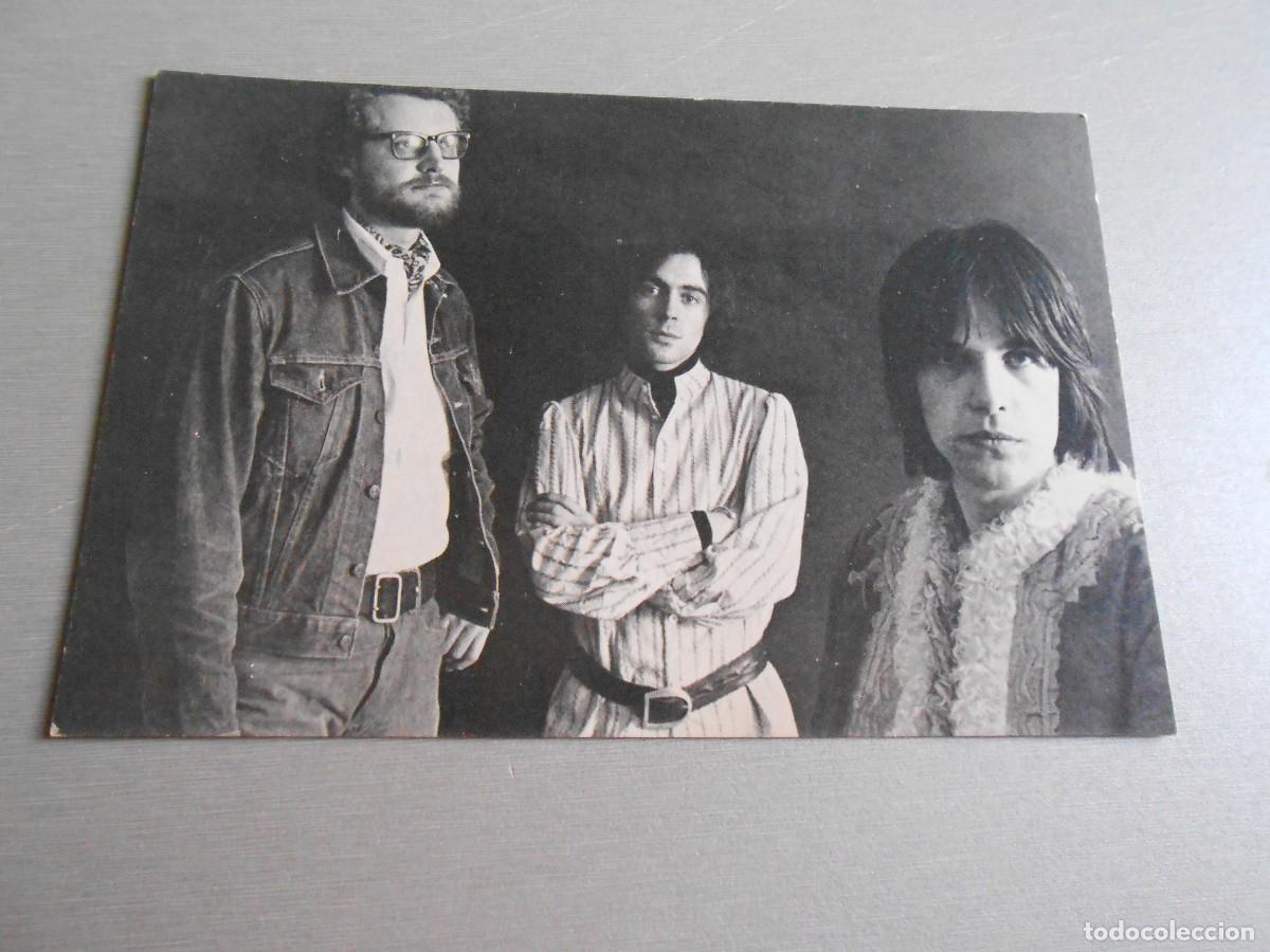 Fotos de cantantes: FOTO de - TRIANGLE - de 15 x 10 cms.