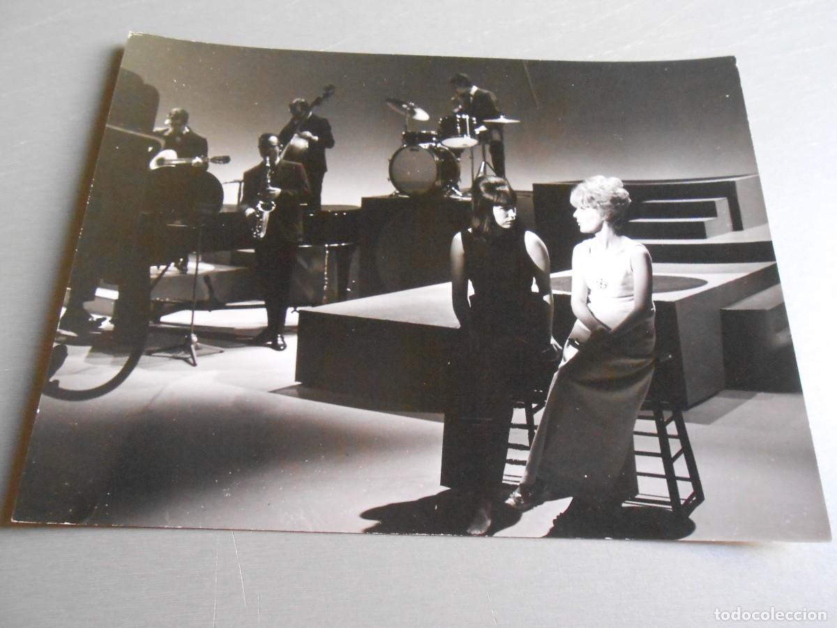 Fotos von Musikern: FOTO de - PETULA CLARK - de 24 x 18 cms.