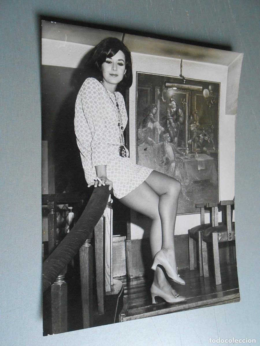 Fotos de cantantes: FOTO de - CONCHITA VELASCO - de 18 x 24 cms.