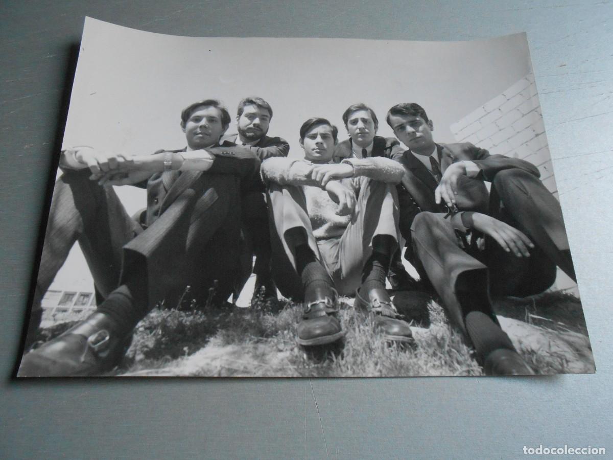 Fotos de cantantes: FOTO de - Los PEKENIKES - de 24 x 18 cms.