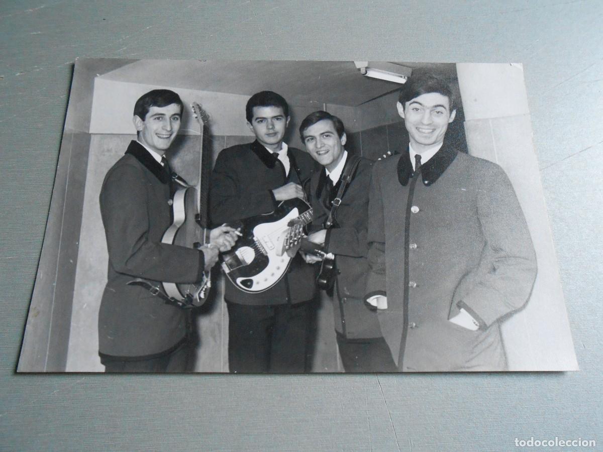 Fotos de cantantes: FOTO de - LOS BRINCOS - de 18 x 12 cms.