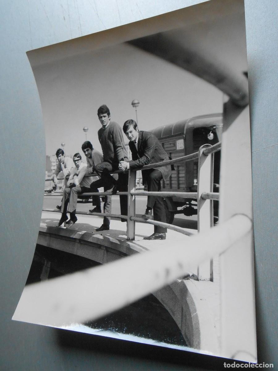 Fotos de cantantes: FOTO de - LOS SIREX - de 18 x 24 cms.