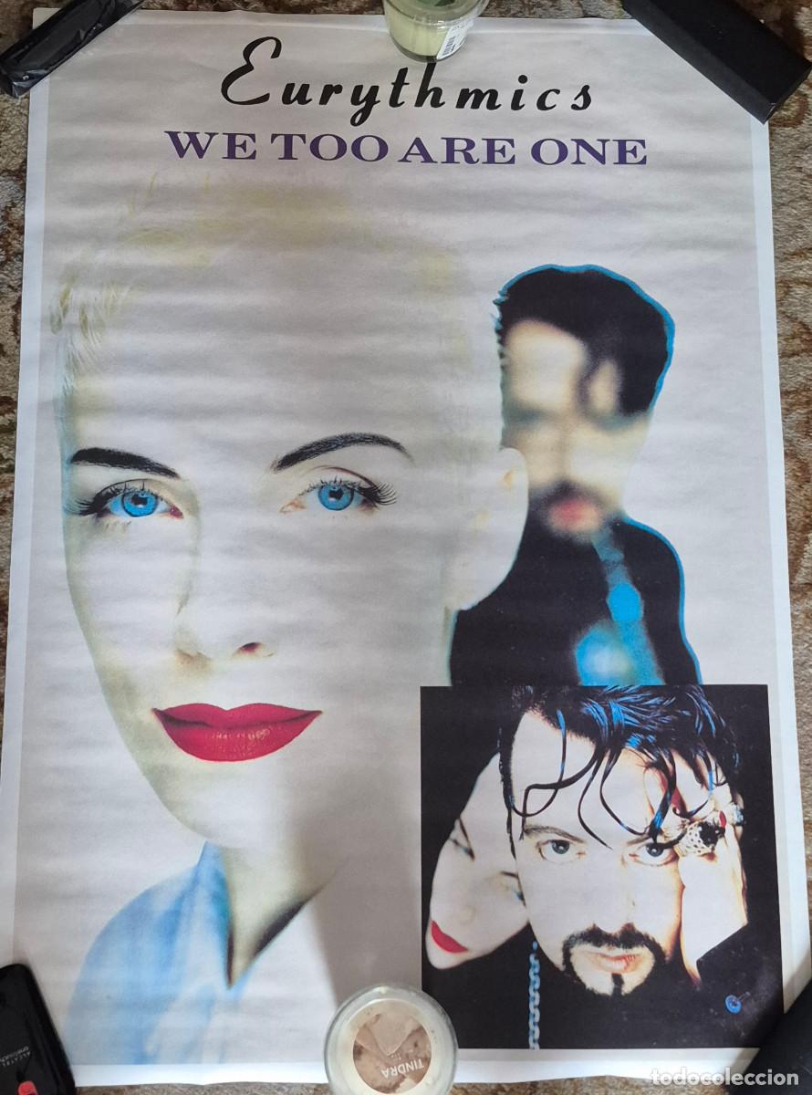 Fotos de cantantes: P&oacute;ster Eurythmics- We Too Are One