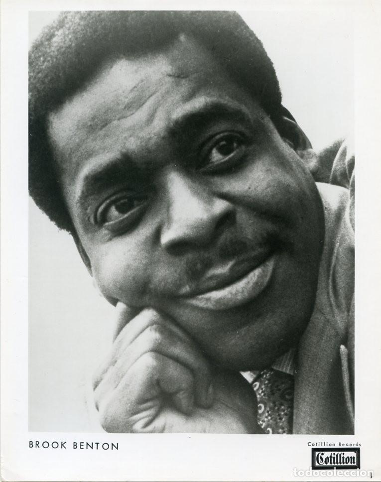 Fotos de cantantes: BROOK BENTON. Foto original USA