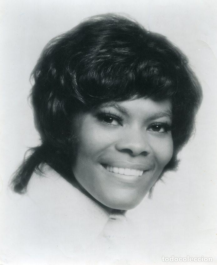 Fotos de cantantes: DIONNE WARWICK. Foto original USA, 1972.