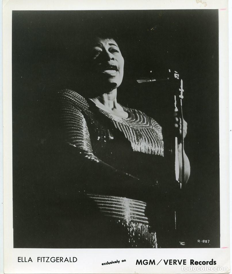 Fotos de cantantes: ELLA FITZGERALD. Foto original USA.