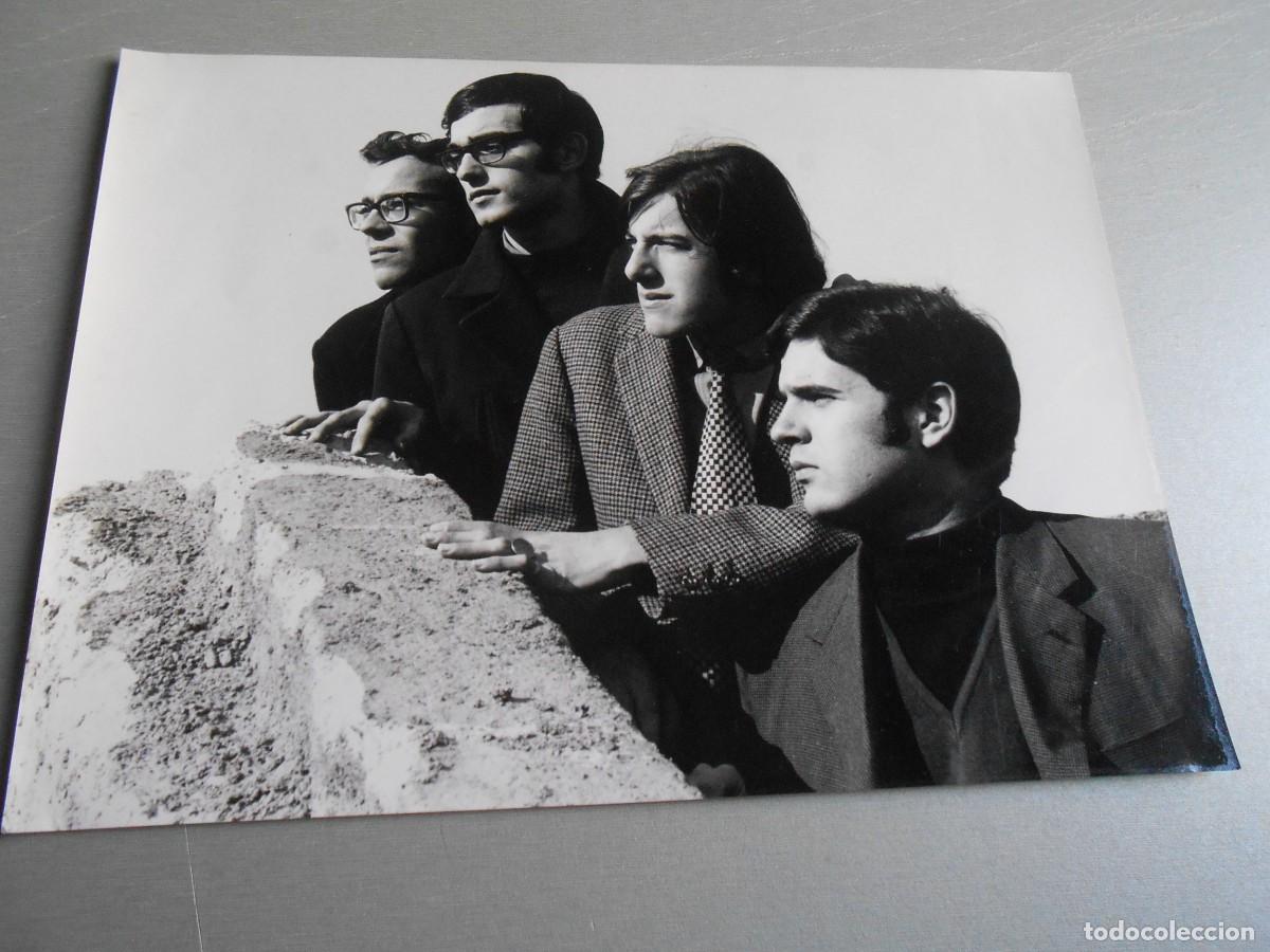Fotos de cantantes: FOTO de - Els TRES TAMBORS - de 24 x 18 cms.