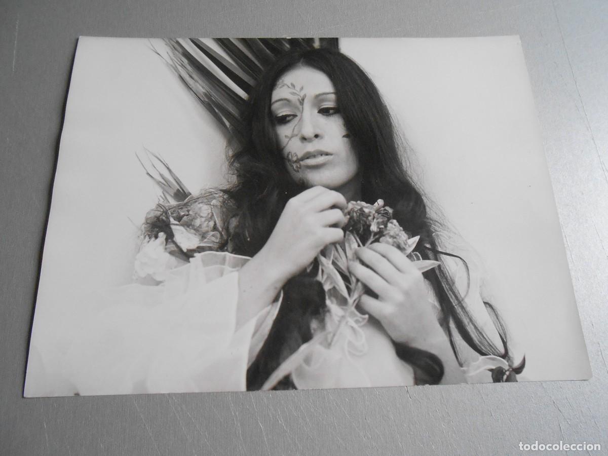Fotos de cantantes: FOTO de - MASSIEL - de 24 x 18 cms.