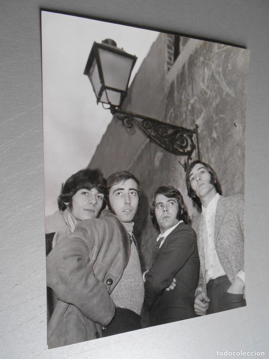 Fotos de cantantes: FOTO de - LOS GRITOS - de 18 x 24 cms.