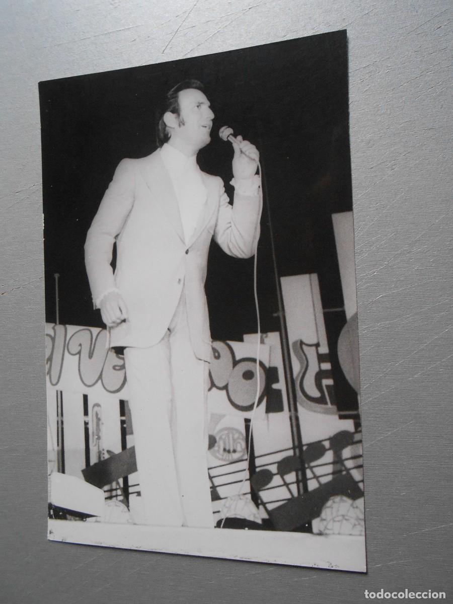 Fotos de cantantes: FOTO de - MANOLO ESCOBAR - de 12 x 18 cms.