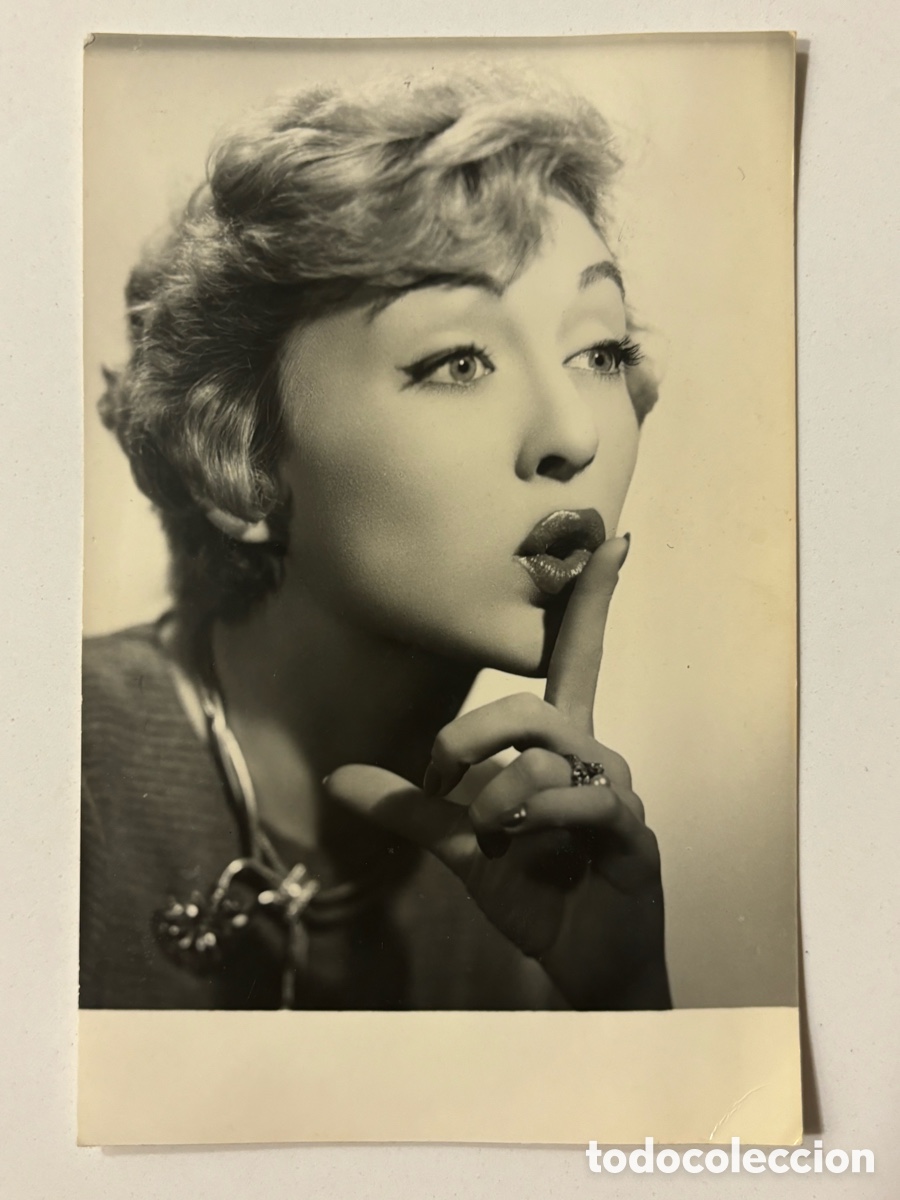 Fotos de cantantes: Foto original de la vedette Lill Larsson foto Rom&aacute;n Barcelona L
