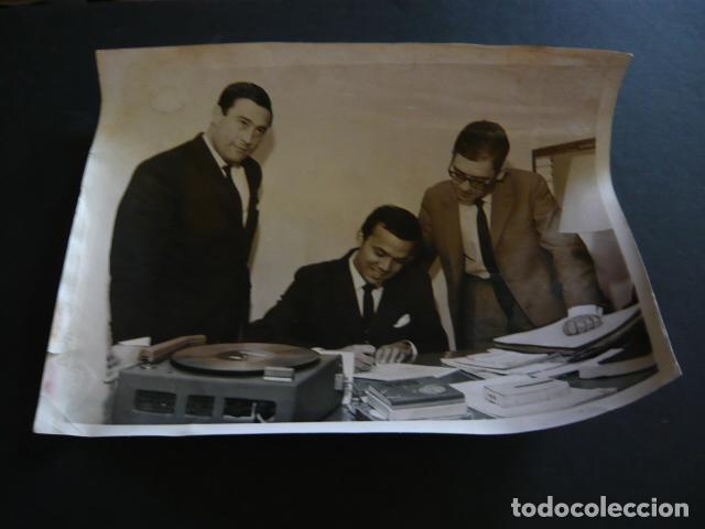 Fotos von Musikern: PRINCIPE KULDIP SINGH BEDI CANTANTE ANTIGUA FOTOGRAFIA ORIGINAL 18 X 24 CM