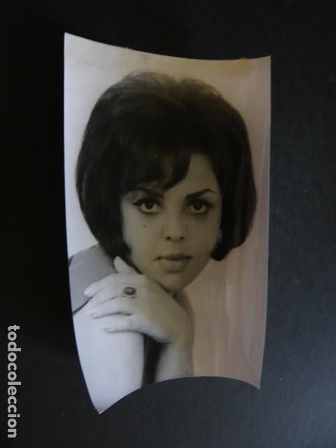 Photos of Singers: SABRINA CANTANTE ANTIGUA FOTOGRAFIA ORIGINAL 18 X 12 CM