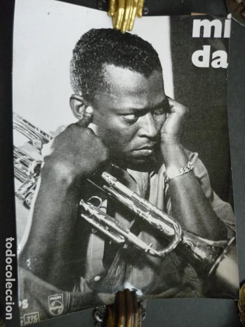Photos de Chanteurs et Chanteuses: MILES DAVIS MUSICO JAZZ ANTIGUA FOTOGRAFIA 24 X 18 CM