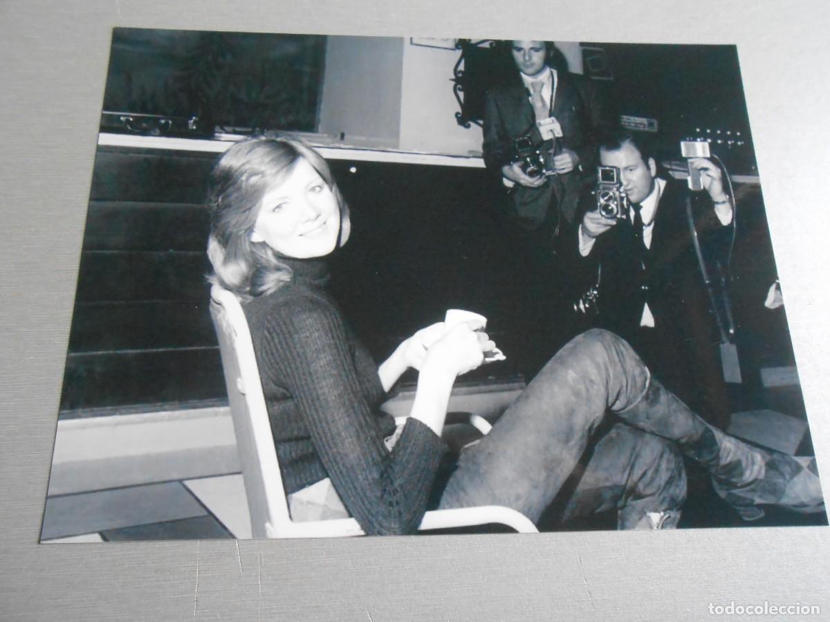 Fotos de cantantes: COPIA de Foto de - CILLA BLACK - de 16,5 x 12,5 cm
