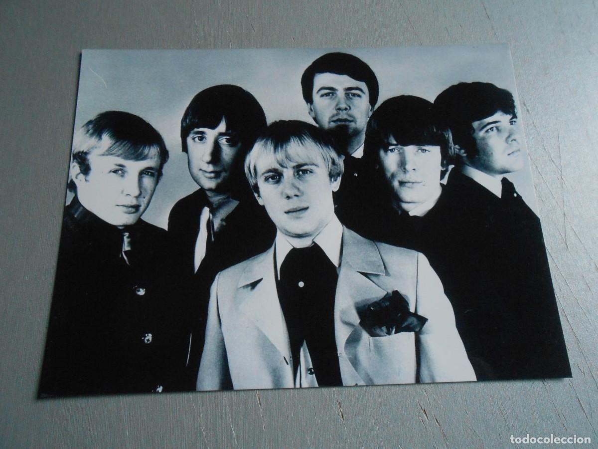 Fotos de cantantes: COPIA de Foto de - UNIT 4 PLUS 2- de 16,5 x 12,5 cm.
