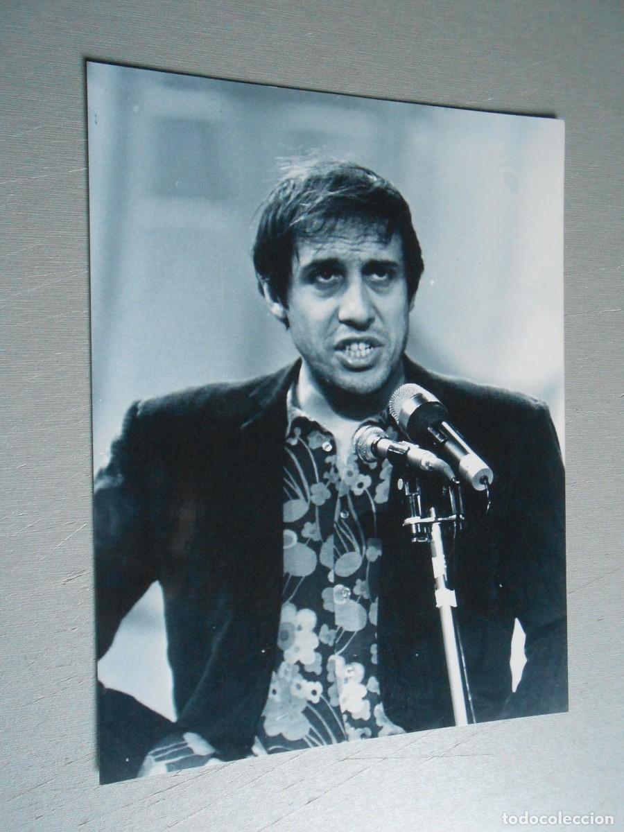 Fotos de cantantes: COPIA de Foto de - ADRIANO CELENTANO - de 12,5 x 16,5 cm.