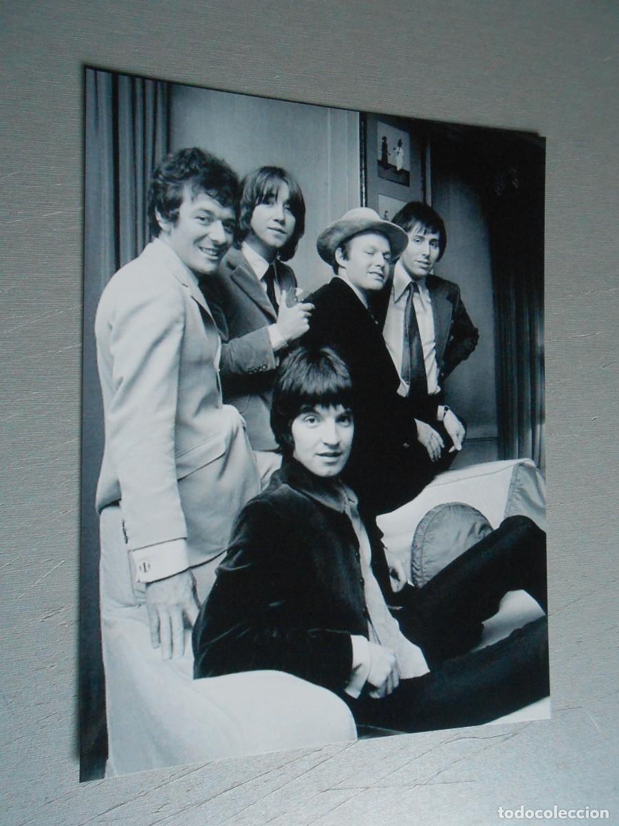 Fotos de cantantes: COPIA de Foto de - THE HOLLIES - de 12,5 x 16,5 cm.