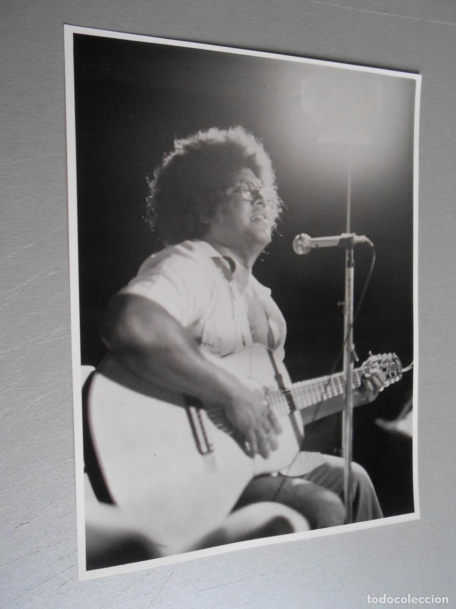 Fotos de cantantes: FOTO de - PABLO MILANES - de 18 x 24 cm.
