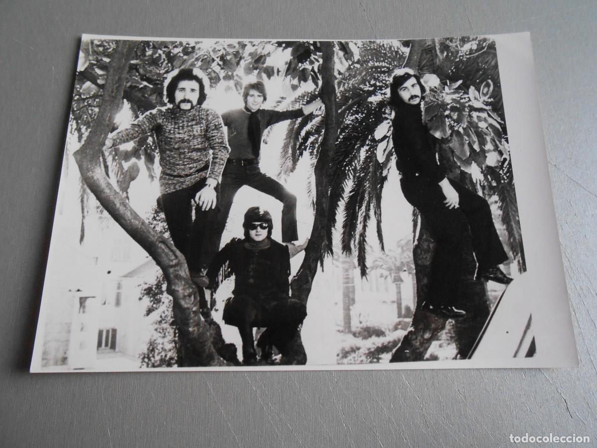 Fotos de cantantes: FOTO de - &iquest;&iquest;&iquest; DESCONOCIDOS ??? - de 17,5 x 12,5 cm.