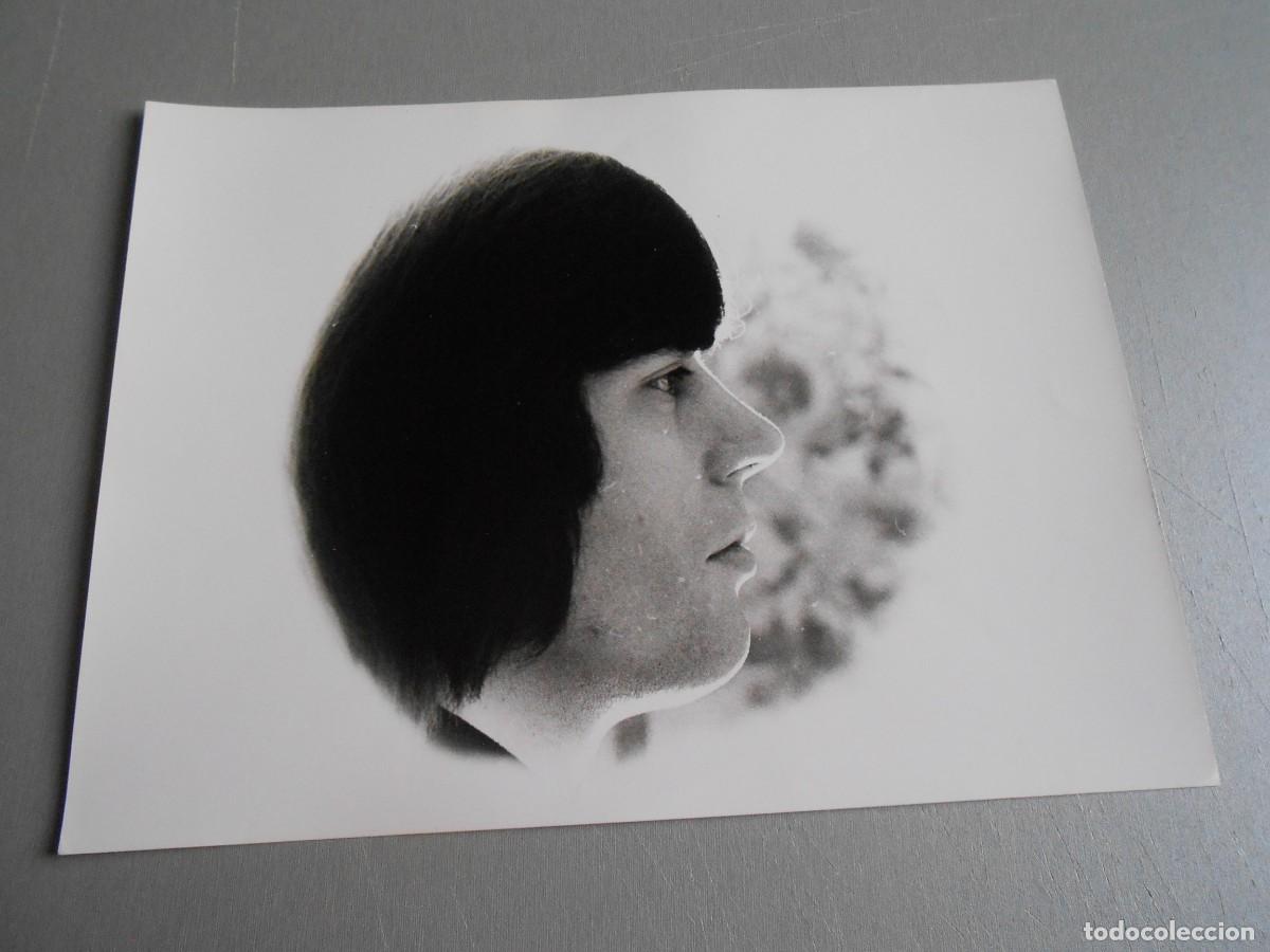 Fotos de cantantes: FOTO de - TONY RONALD - de 24 x 18 cm.