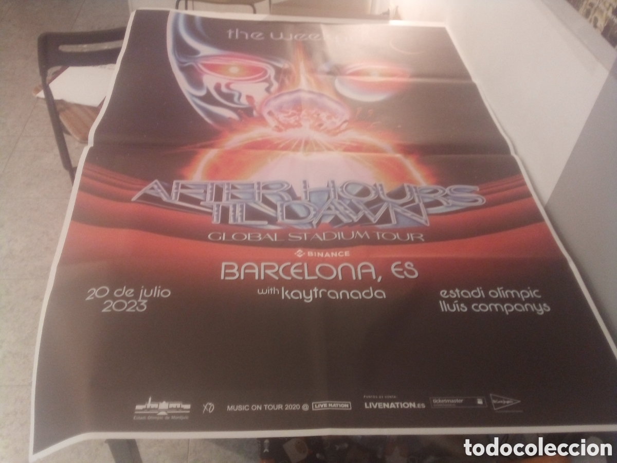 Fotos de cantantes: THE WEEKEND cartel original Barcelona 2023 TOUR 140X100