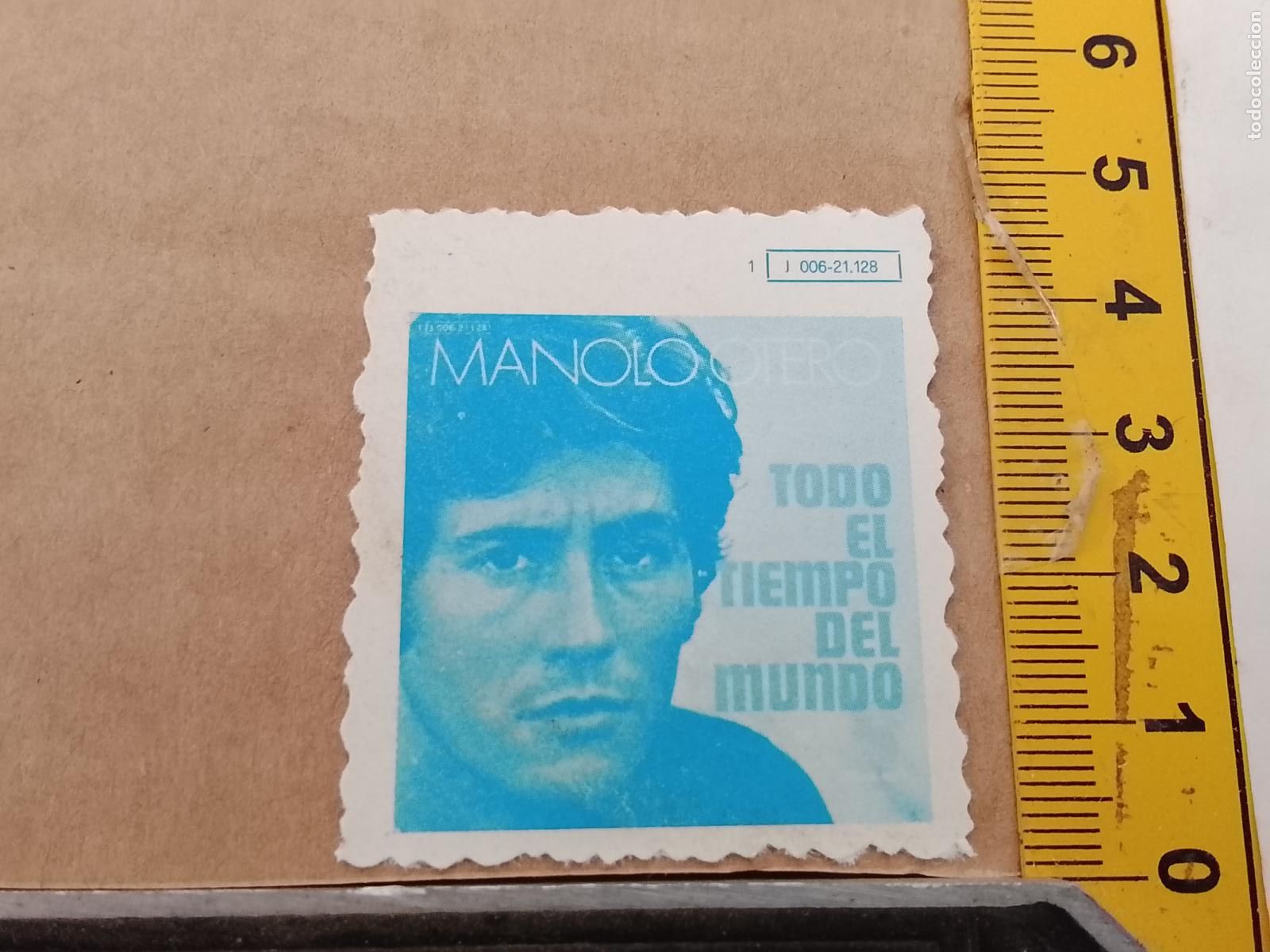 Fotos de cantantes: troquel - CROMO o similar papel grueso troquelado grupo musical CANTANTE - MANOLO OTERO