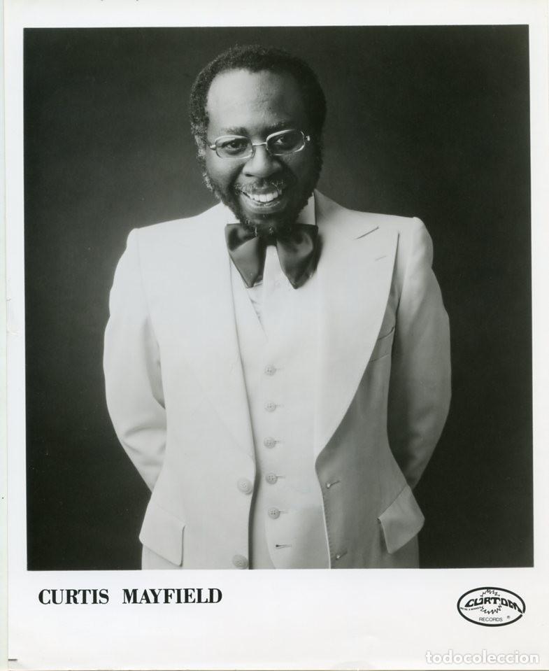 Fotos de cantantes: CURTIS MAYFIELD. Foto original USA