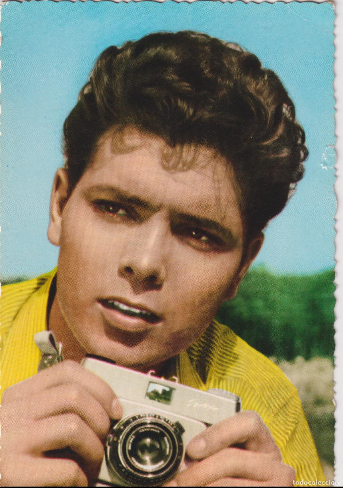 Fotos de cantantes: CLIFF RICHART EN LOS A&Ntilde;OS JOVENES &ndash; ARCHIVO BERMEJO 74 &ndash; ESCRITA 1965
