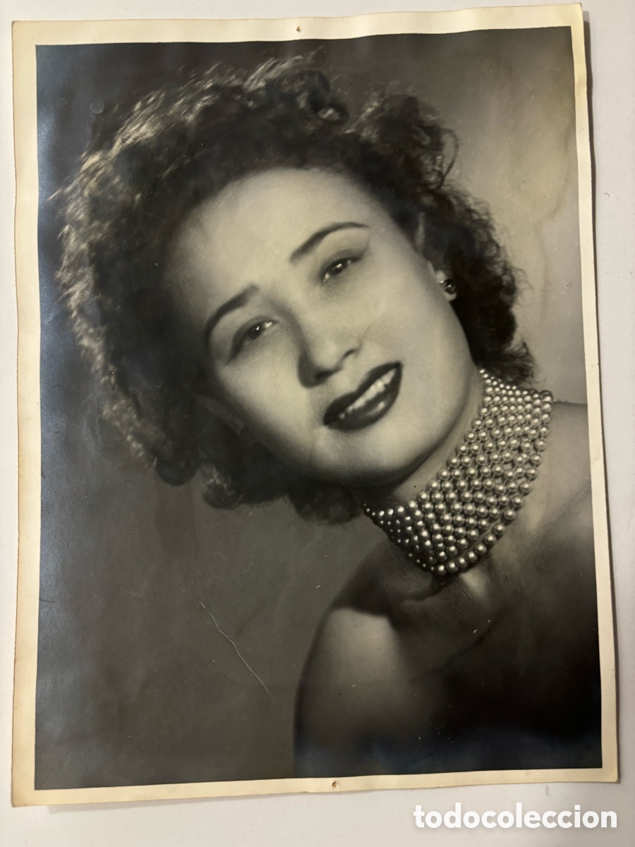 Fotos de cantantes: Foto original de vedette foto Iquino Barcelona