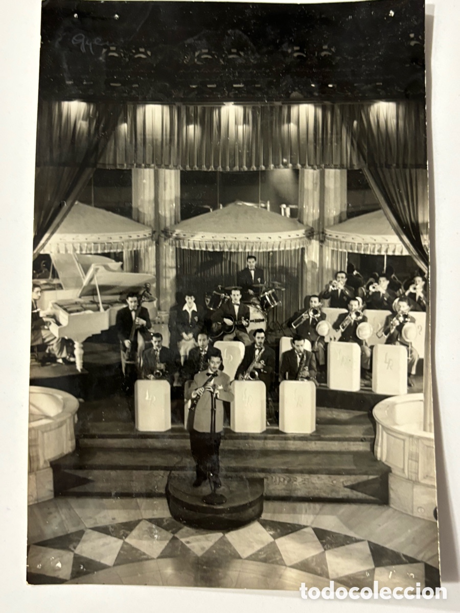 Fotos de cantantes: Foto original orquesta de cabaret foto Gyenes Madrid