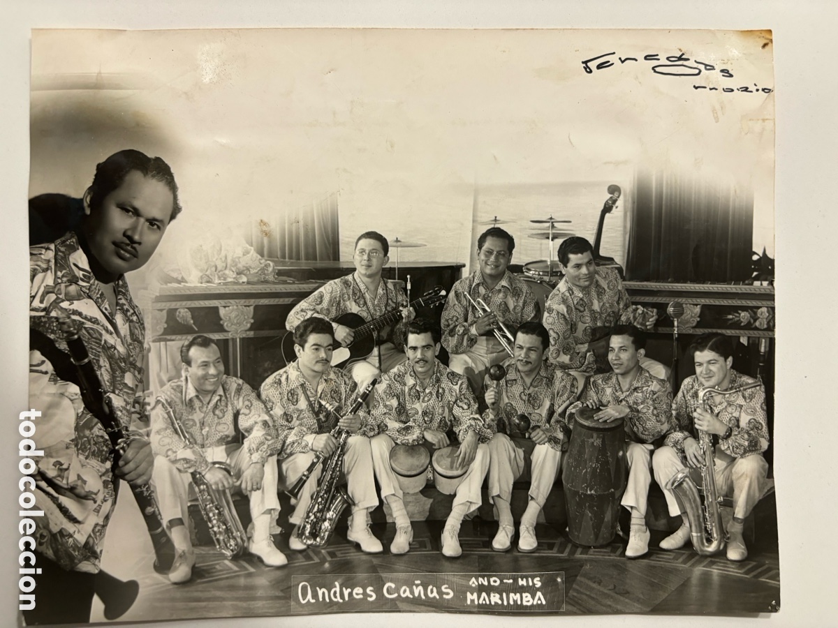 Fotos von Musikern: Foto original orquesta de Andr&eacute;s Ca&ntilde;as y su marimba foto Venegas Madrid