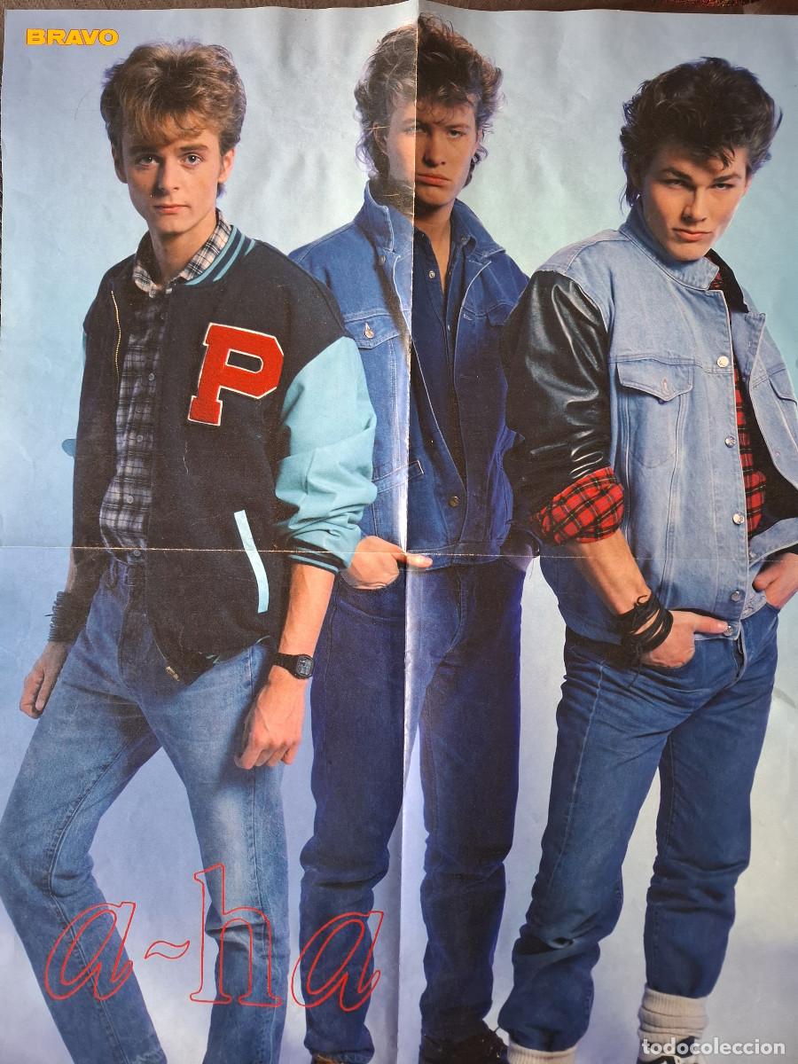 Fotos de cantantes: Poster doble revista Bravo A-ha Bundesliga 1986-1987 Bayern Munich
