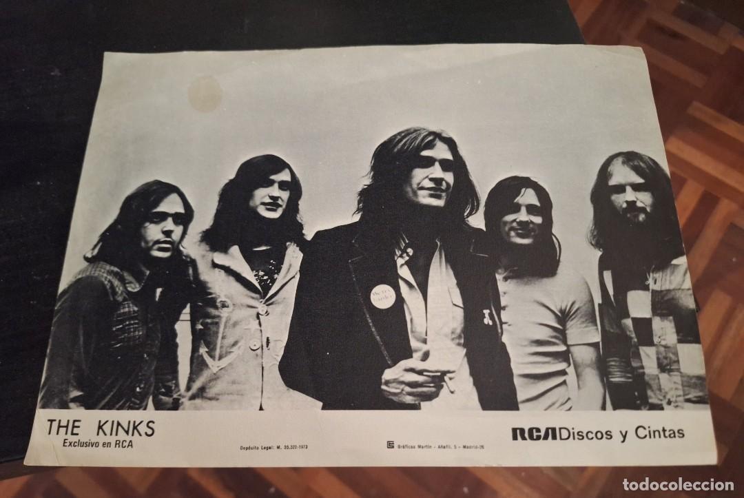 Fotos de cantantes: THE KINKS - FOTO EN PAPEL SELLO RCA 1973