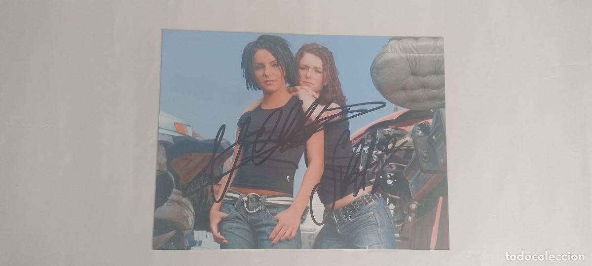 Fotos de cantantes: t.a.t.u foto firmada